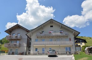 Esterni
