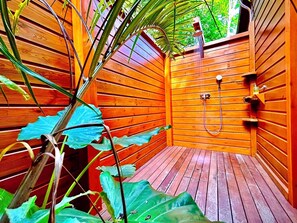 Uklassifisert bilde, 3 av 12, knapp