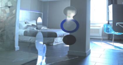 Chambre lumineuse vue Sainte Victoire et piscine