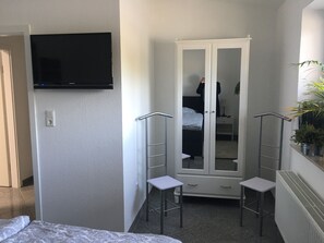 3 Schlafzimmer, Bügeleisen/Bügelbrett, WLAN, Bettwäsche