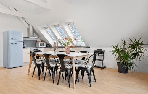 Gorgeous apartment in Karrebæksminde with WiFi