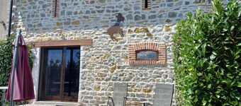 Gîtes des Tissiers along the Canal Latéral à la Loire