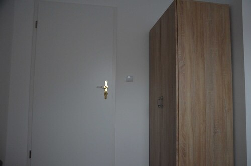 Single room - LEKOMA Pension