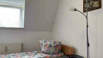 1 habitación, wifi y ropa de cama