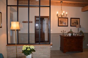 Interior - Gite **** 8 people, great comfort with very neat decoration. (Lièpvre)