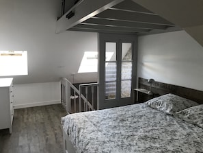 2 Schlafzimmer, Bügeleisen/Bügelbrett, Reisekinderbett, WLAN