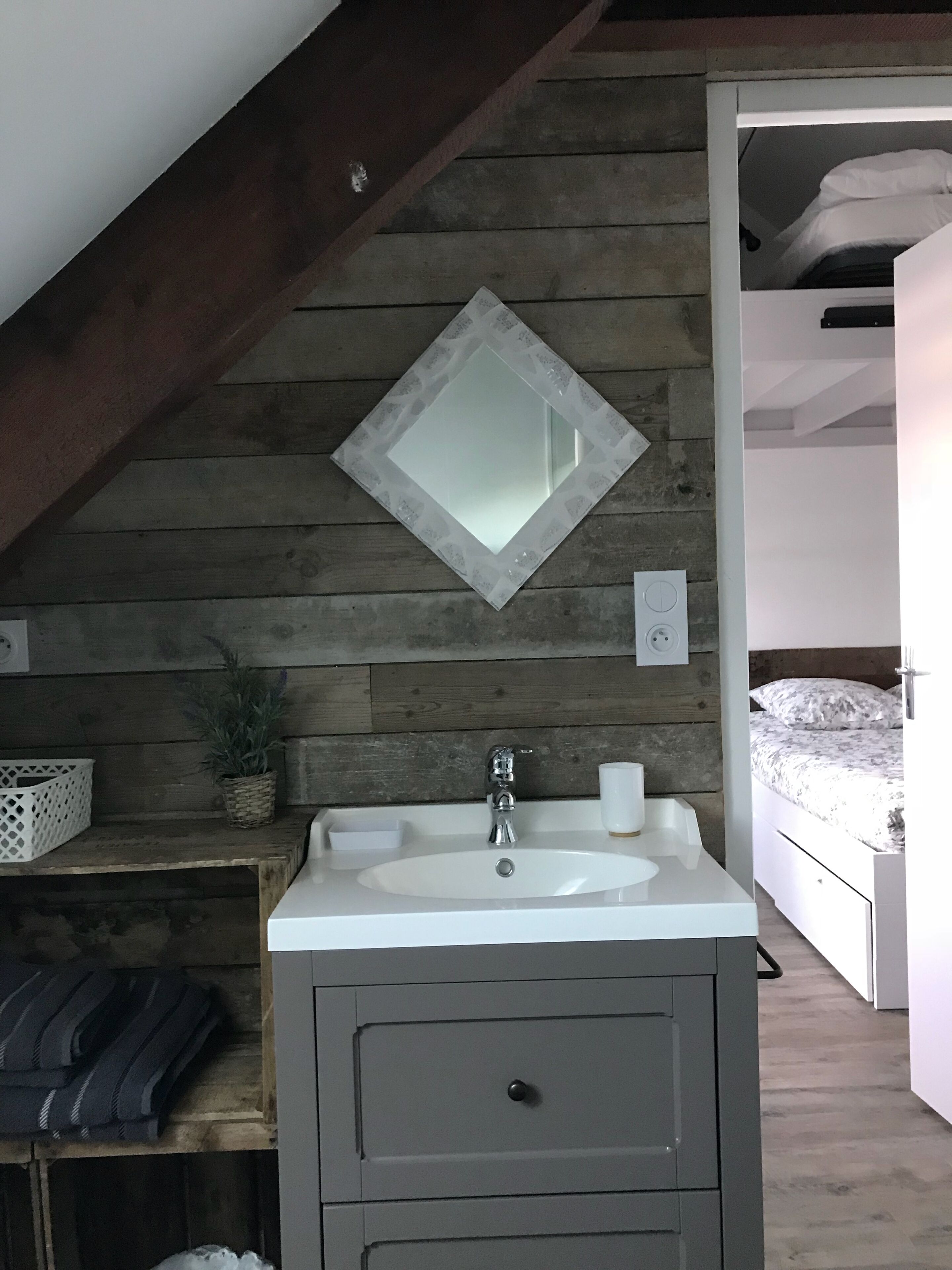 2 chambres, fer et planche à repasser, lit parapluie, Wi-Fi