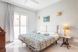 5 habitaciones, tabla de planchar con plancha y wifi gratis