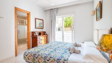 5 Schlafzimmer, BĂŒgeleisen/BĂŒgelbrett, kostenloses WLAN, BettwĂ€sche