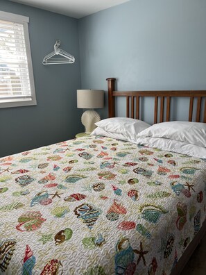 2 bedrooms, WiFi, bed sheets