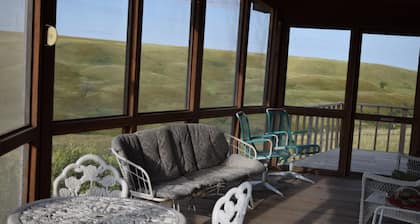 Hillbilly Relaxation Ranch - Your Fish & Hunt & Family Reunion Destination