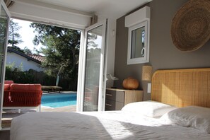 4 slaapkamers, een strijkplank/strijkijzer, gratis wifi, beddengoed