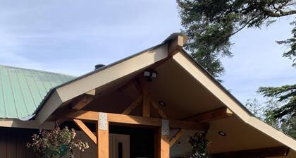 Seward House - Lost Lake