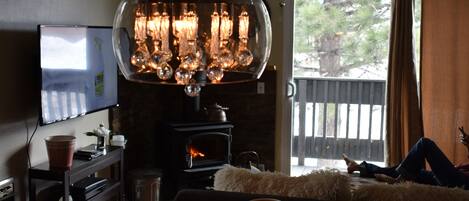 Smart-TV, peis, Netflix og Hulu