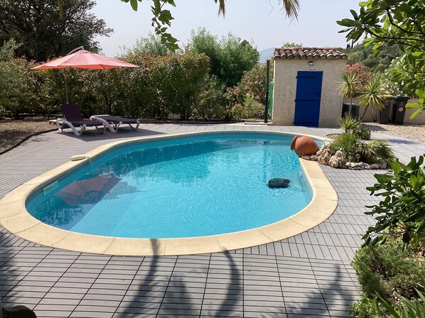 Piscine extérieure, piscine chauffée