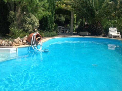 VILLA CLIMATISÉE AVEC PISCINE PRIVÉE