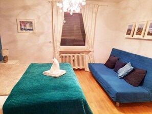 3 Schlafzimmer, Bügeleisen/Bügelbrett, Reisekinderbett, WLAN