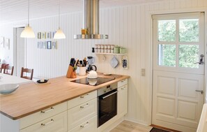 Kühlschrank, Herdplatte, Geschirrspüler