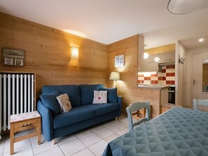 TV - 3* Apartment in La Clusaz center, pets allowed (La Clusaz)