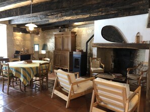 Dining - In a listed village, half-timbered house overlooking a wooded valley (Montjoi)