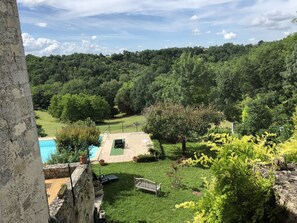 Property grounds - In a listed village, half-timbered house overlooking a wooded valley (Montjoi)