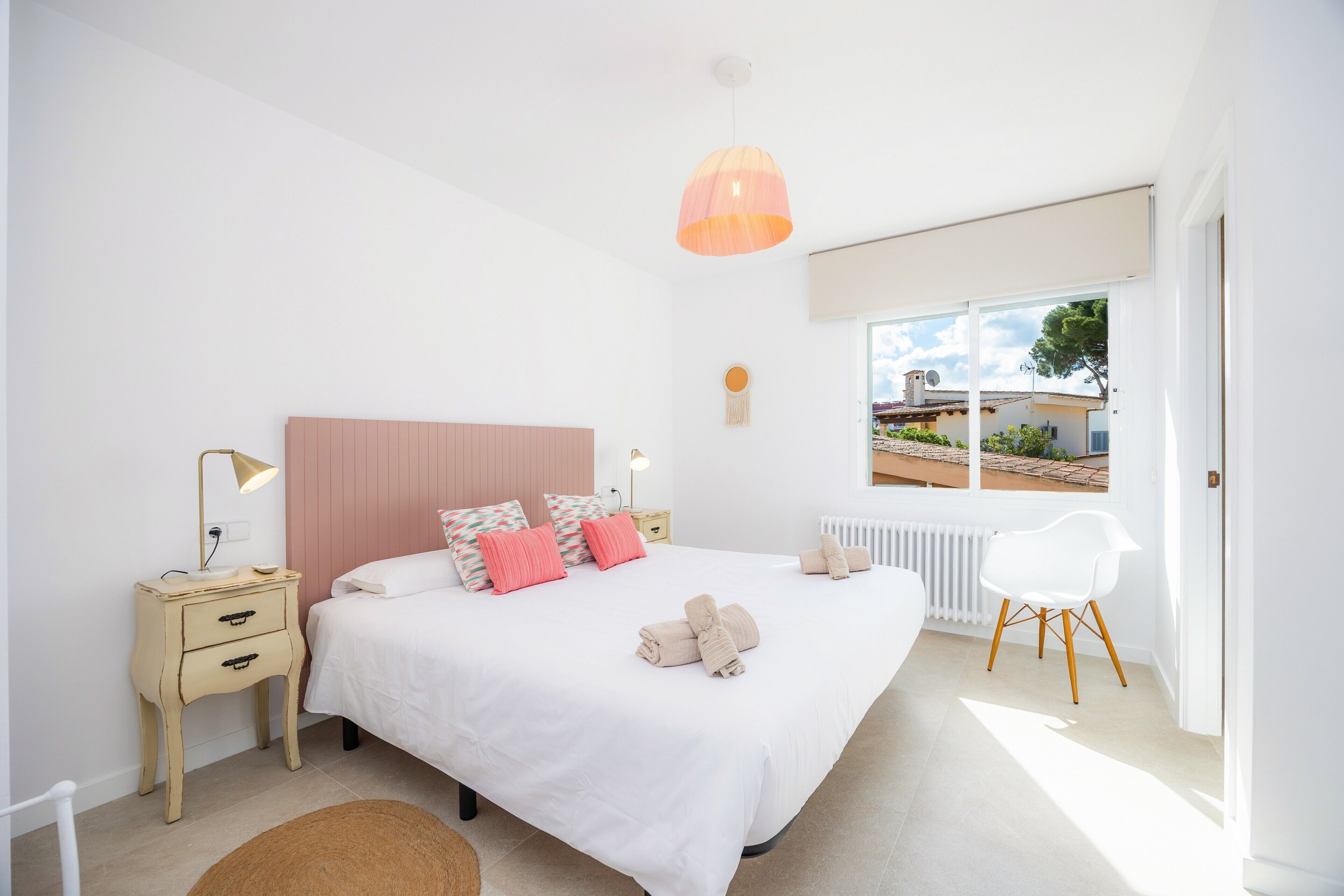 8 Schlafzimmer, Bügeleisen/Bügelbrett, kostenloses WLAN, Bettwäsche