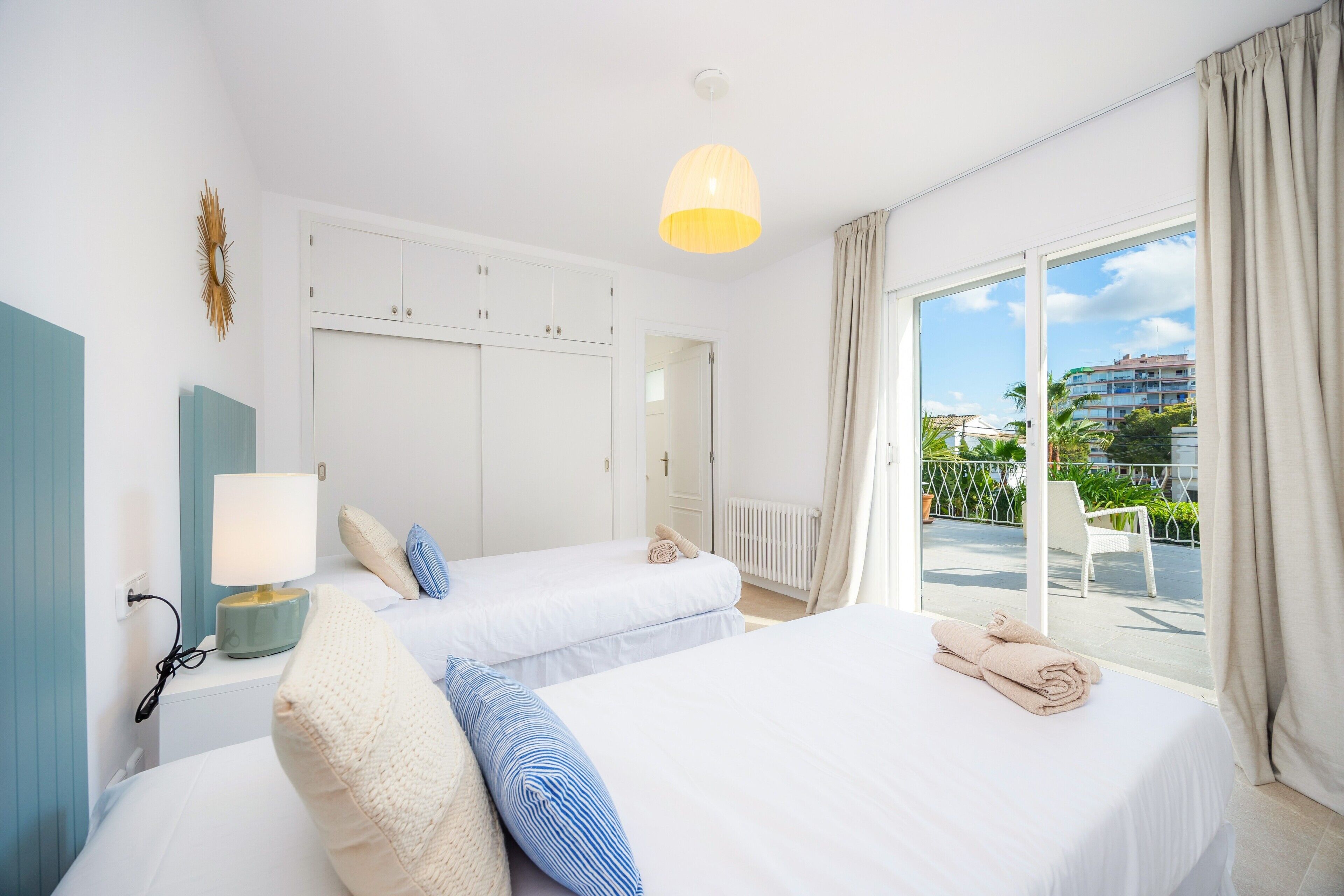 8 camere, ferro/asse da stiro, Wi-Fi gratuito, lenzuola