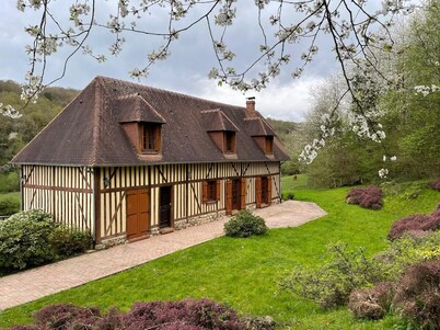 Villa near the sea for ten people 6 minutes from Honfleur