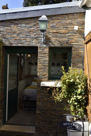 Exterior - The colonial furnished short-term (Saint-Malo)