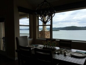 تناول الطعام