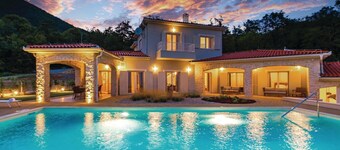 Stunning home in Veprinac with sauna