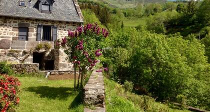 4* TYPICAL HOUSE IN BARRIADE 4 pers