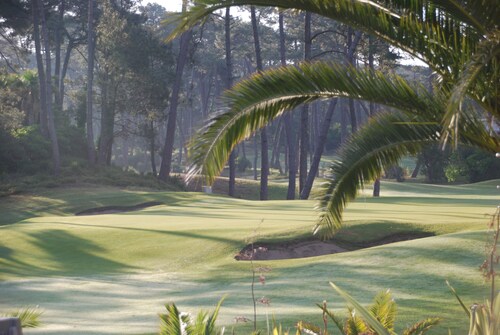 Appartement avec accès direct sur le prestigieux Golf de Chiberta. 
