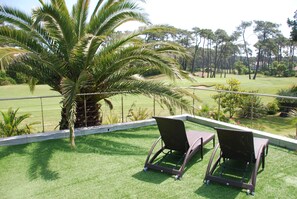 Property grounds - On the Golf of Chiberta, apartment 4 pers ., bright and quiet. Garage. Swimming (Anglet)