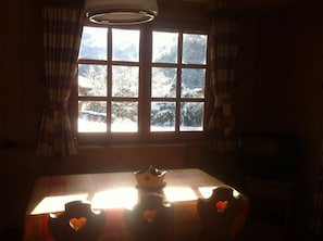 Interior - APARTMENT in south-facing chalet, 400m from the cable car, 400m from the village (Les Contamines-Montjoie)