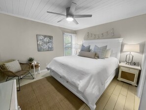 1 dormitorio, tabla de planchar con plancha, wifi gratis y ropa de cama