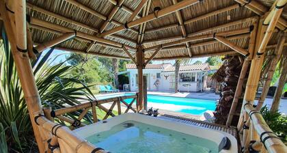 PROMOTION WOCHE AB 14. JULI HAUS ZUR MIETE BLICK AUF DEN GOLFPLATZ MIT POOL