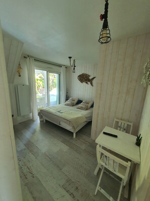 5 chambres, fer et planche à repasser, lit parapluie, Wi-Fi gratuit