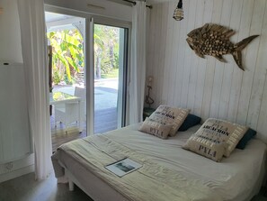 5 chambres, fer et planche à repasser, lit parapluie, Wi-Fi gratuit