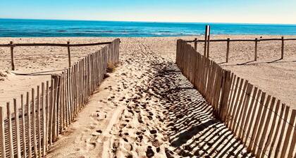 BARCARESA-VILLA SEA VIEW DIRECT ACCESS BEACH-POOL