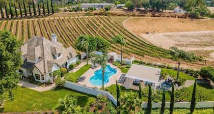 7 BR / 5. 5 kylpy Temecula Wine Country Estate! Allas / kylpylä / Koi-lampi / viinitarha