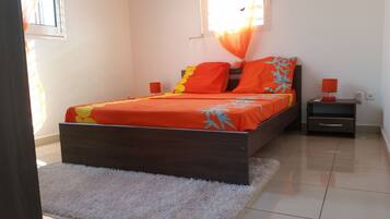 2 chambres, chambres insonorisées, fer et planche à repasser, Wi-Fi