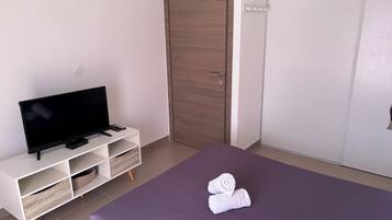 2 chambres, fer et planche Ă repasser, lit parapluie, Wi-Fi gratuit