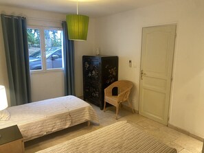 5 dormitorios, tabla de planchar con plancha, wifi