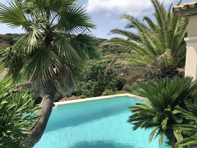 Luxury villa with sea view, heated pool, hammam, sport & cinema - 800 m beaches