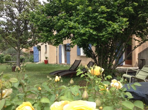  Prix PROMO Maison Cotignac 6 pers lumineuse beau jardin vue, prix tout compris!