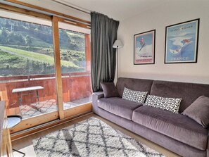 TV - Studio 4 pers, west balcony, Méribel (Méribel)