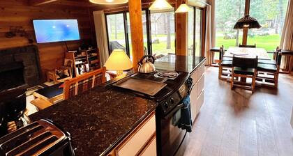 Syksyn erikoisuus ~ 4. nt. 50 dollaria Ranch Cabin 6-SHARC PASSES 2 bdrm / 2