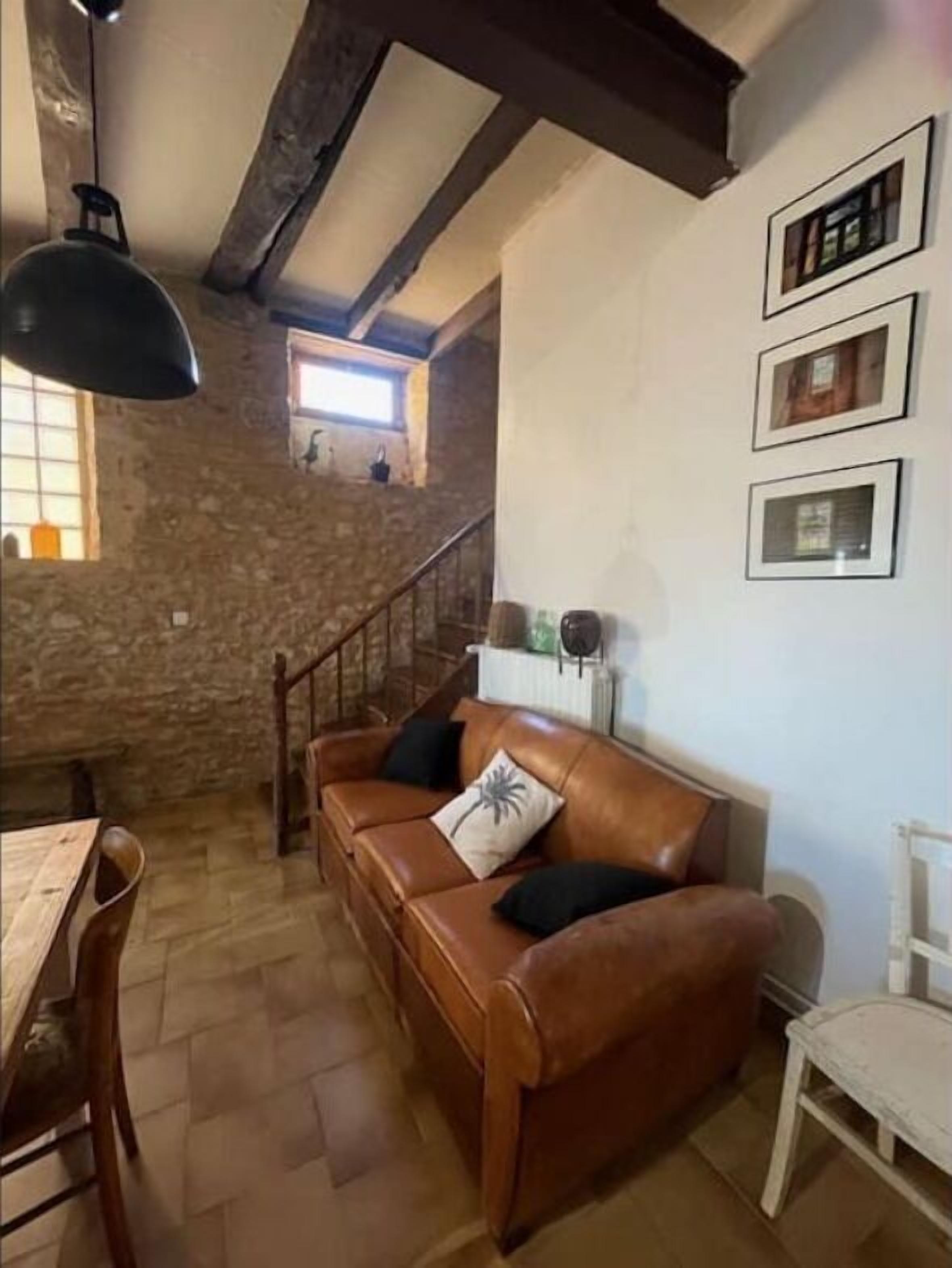 Télévision, chaîne hi-fi