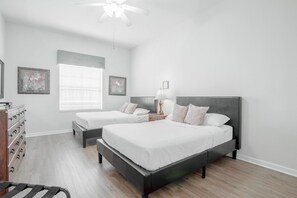 3 bedrooms, in-room safe, iron/ironing board, travel cot